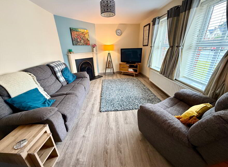 111 Waterfoot Park, Waterside, Derry, BT47 6SX