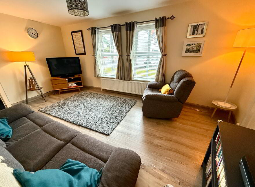 111 Waterfoot Park, Waterside, Derry, BT47 6SX