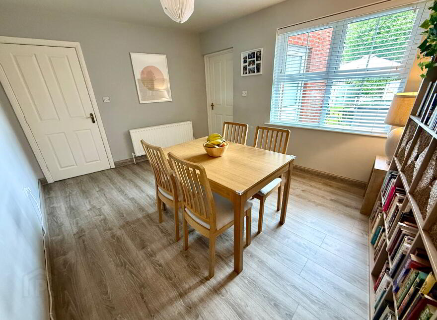 111 Waterfoot Park, Waterside, Derry, BT47 6SX