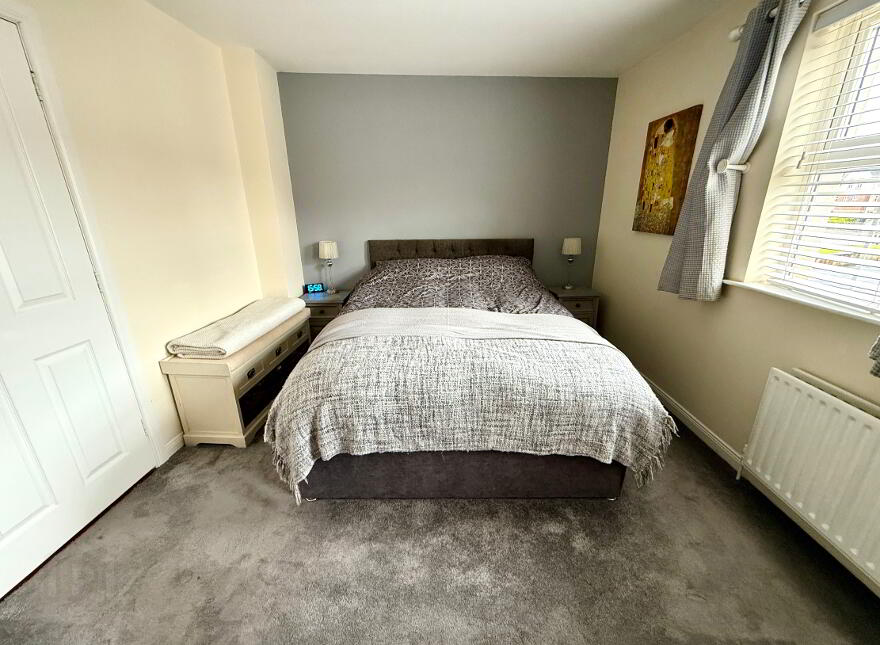 111 Waterfoot Park, Waterside, Derry, BT47 6SX