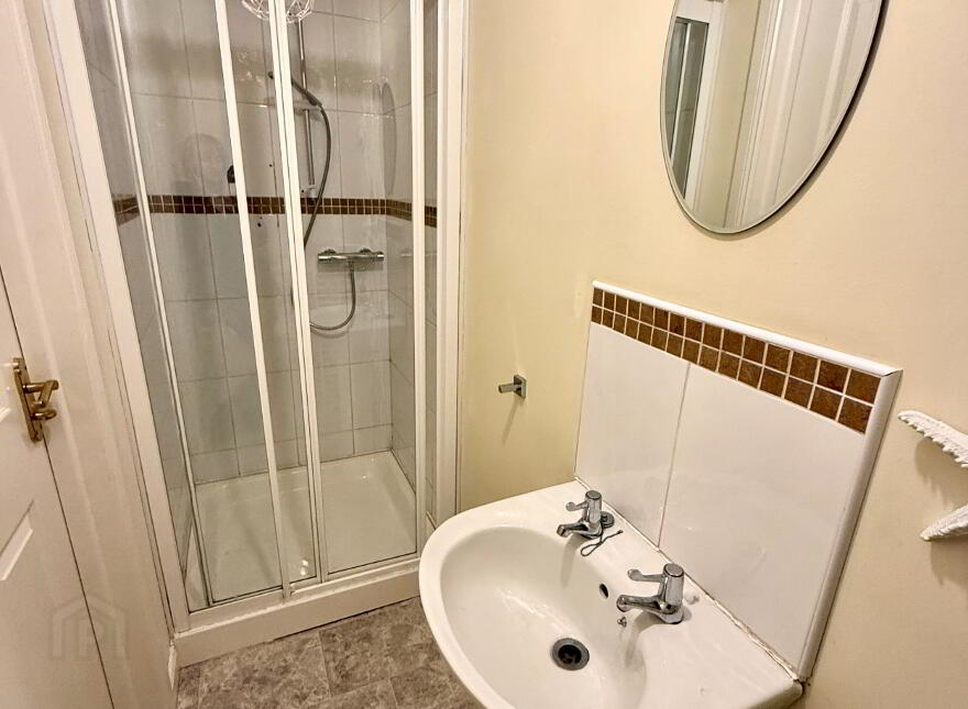 111 Waterfoot Park, Waterside, Derry, BT47 6SX