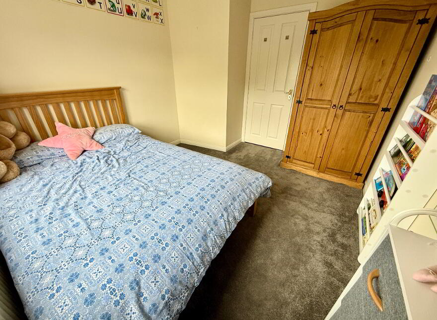 111 Waterfoot Park, Waterside, Derry, BT47 6SX