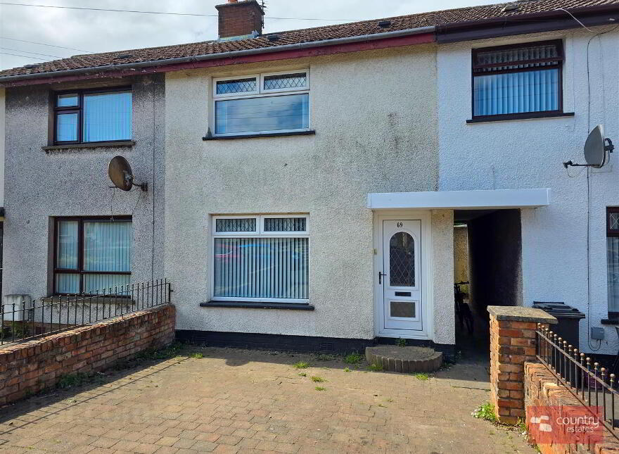 69 Uppertown Drive, Newtownabbey, BT36 5NT photo