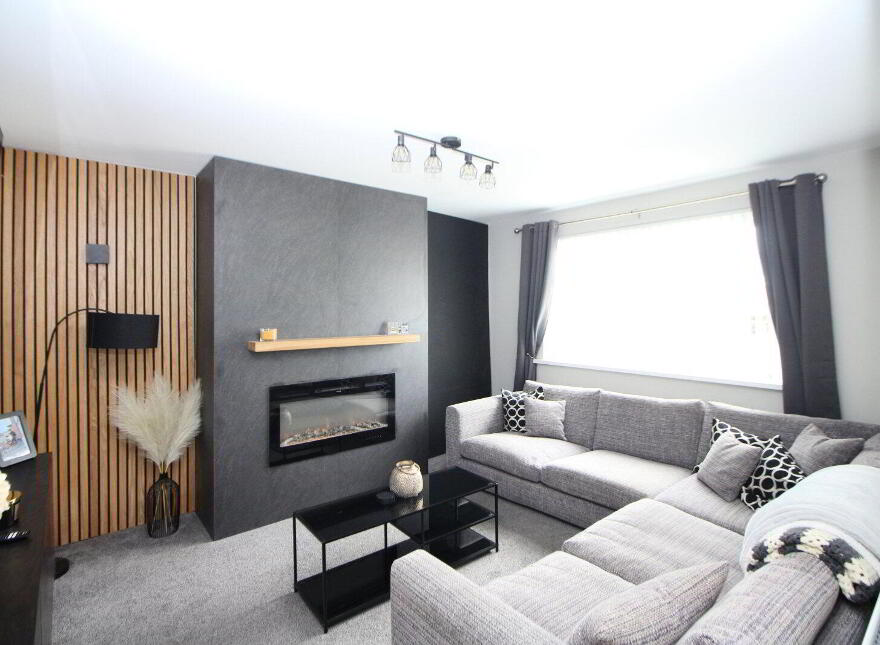 1 Woodburn Villas, Woodburn Road, Carrickfergus, BT38 8PR