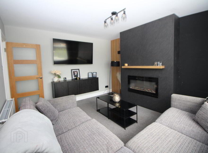 1 Woodburn Villas, Woodburn Road, Carrickfergus, BT38 8PR