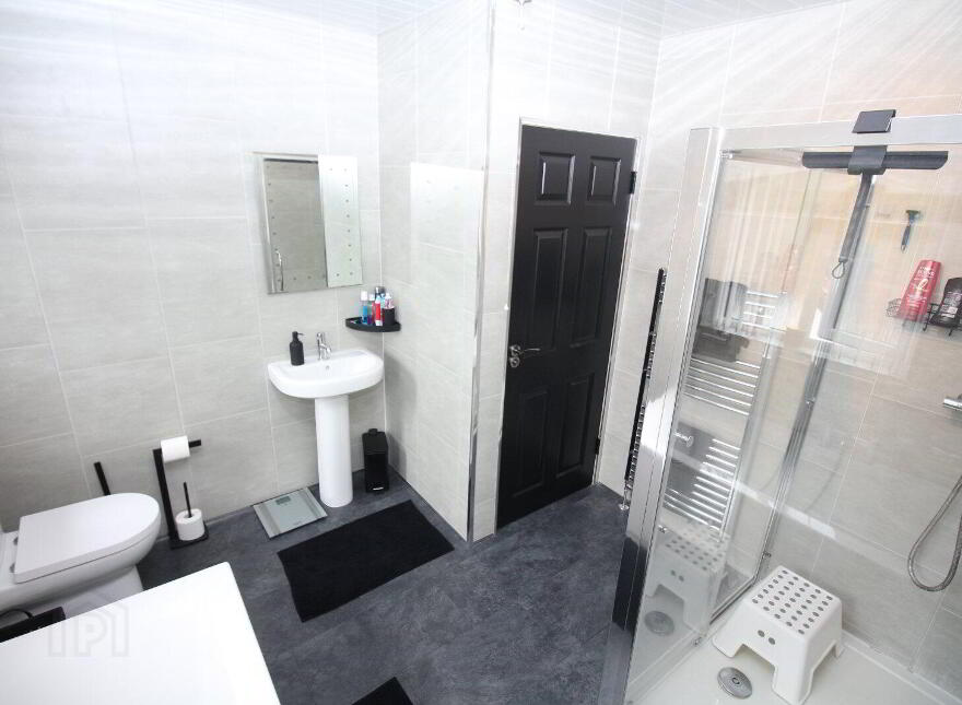 1 Woodburn Villas, Woodburn Road, Carrickfergus, BT38 8PR