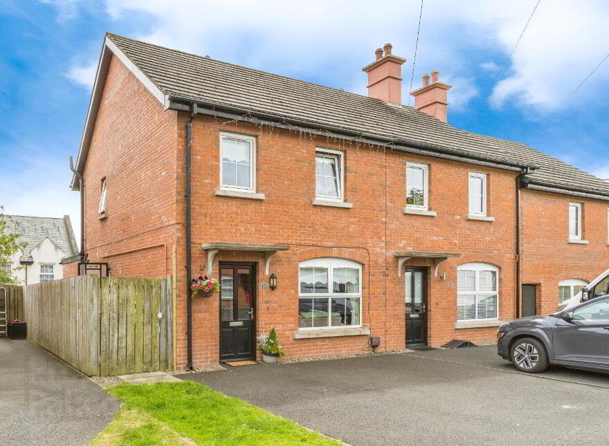 19 Lady Wallace Brae, Lisburn, BT28 3WN photo