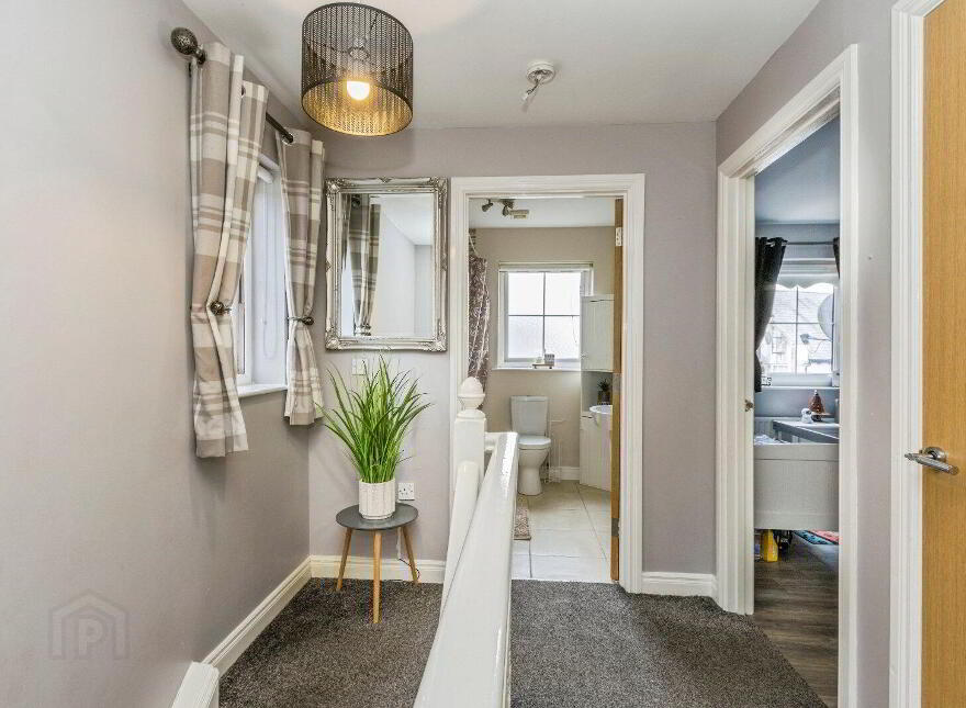 19 Lady Wallace Brae, Lisburn, BT28 3WN