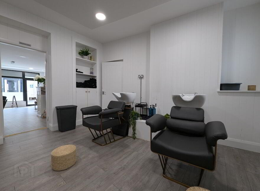 8 Stone Row, Coleraine, BT52 1EP