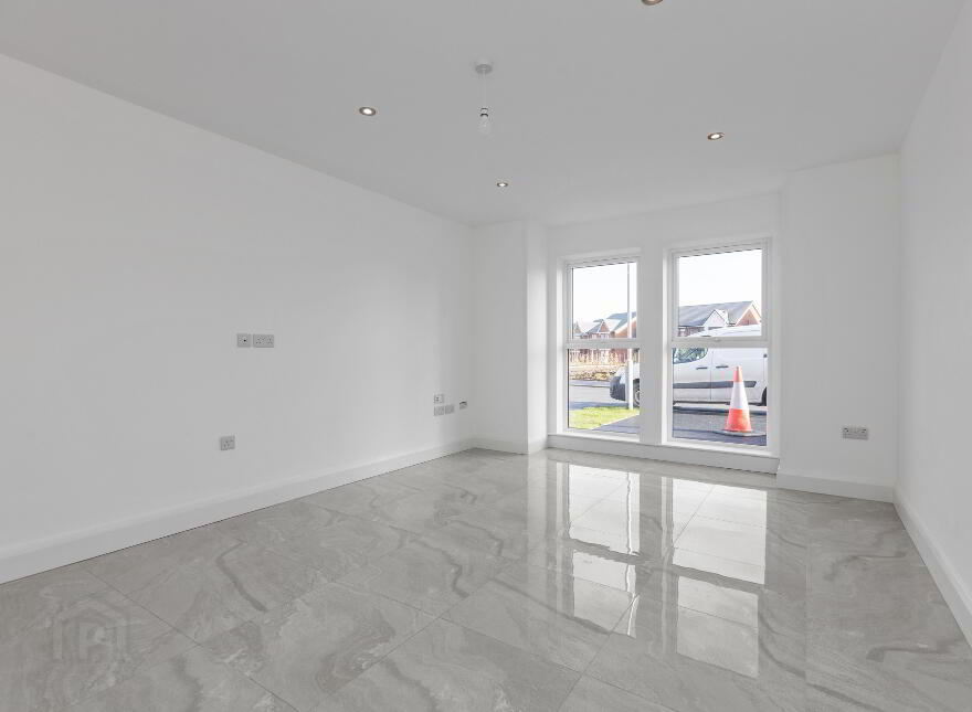 E3s, Baronsgrange, Carryduff