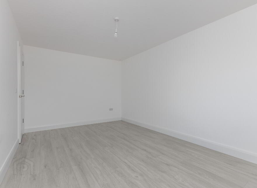E3s, Baronsgrange, Carryduff