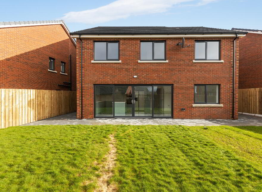 E3s, Baronsgrange, Carryduff