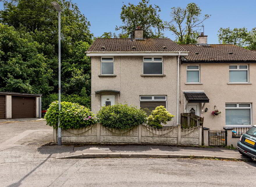 10 Woodside Gardens, Crossgar, BT30 9DA photo