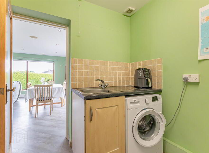 2 Inisharoan, Killinchy, Newtownards, BT23 6QF