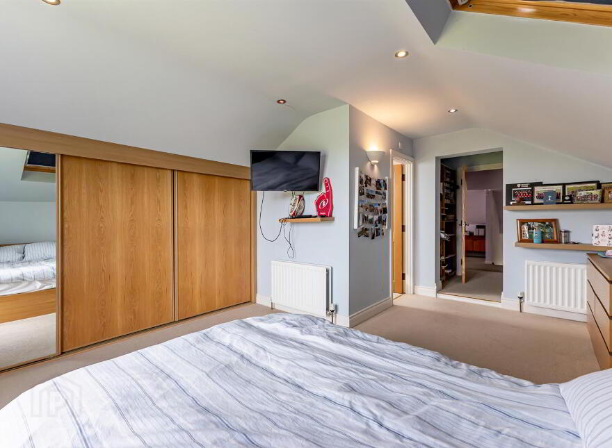 2 Inisharoan, Killinchy, Newtownards, BT23 6QF