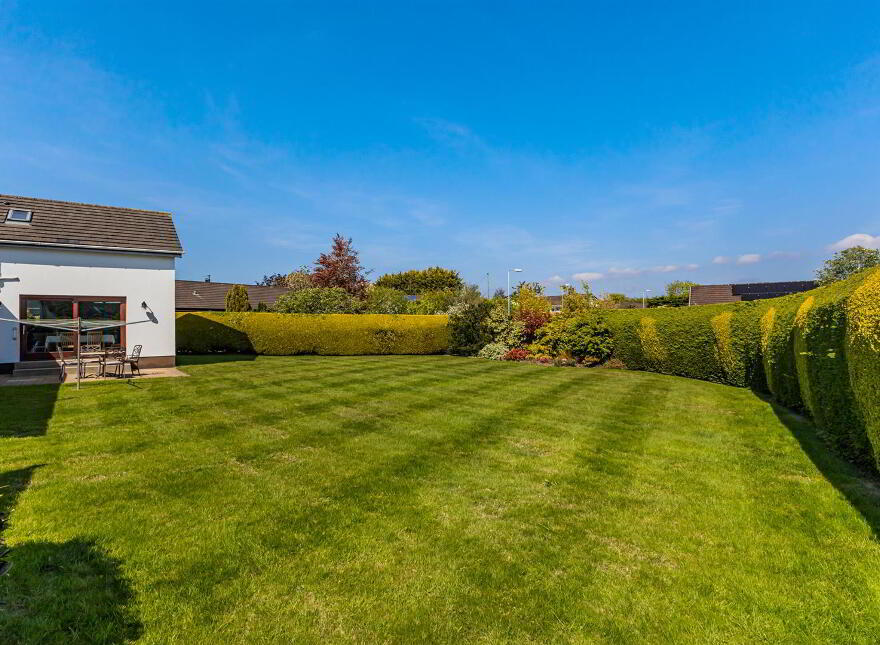 2 Inisharoan, Killinchy, Newtownards, BT23 6QF