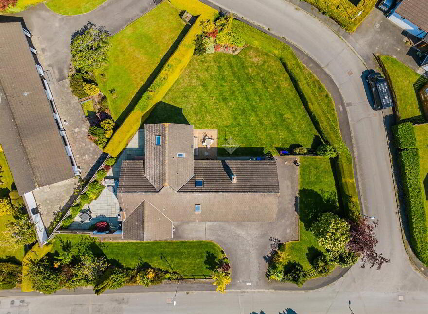 2 Inisharoan, Killinchy, Newtownards, BT23 6QF