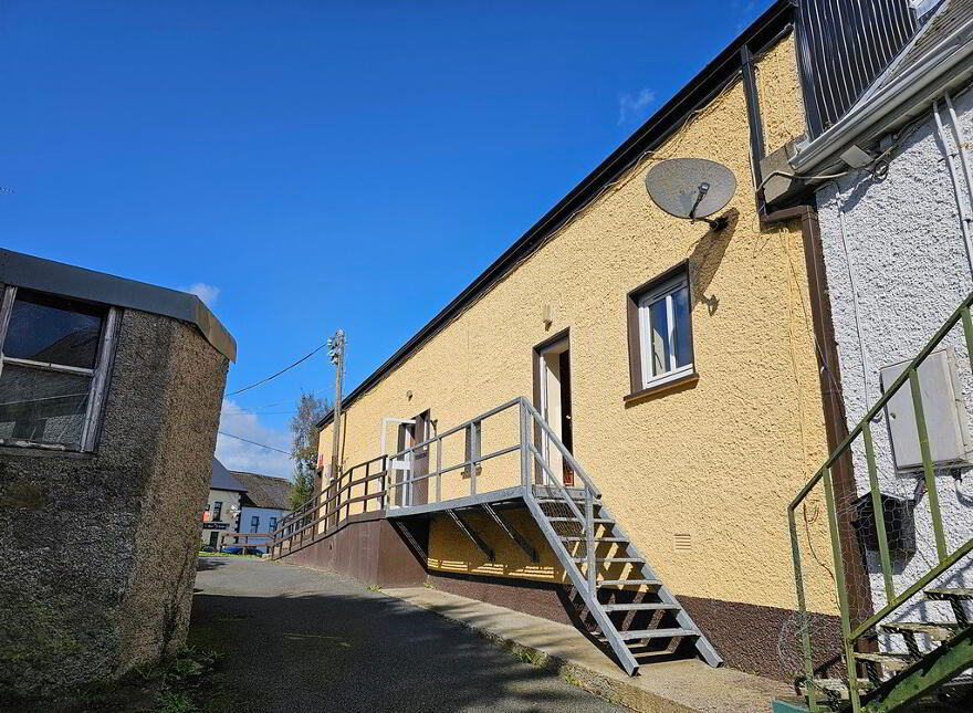 Main Street, Killeshandra, H12E3X6