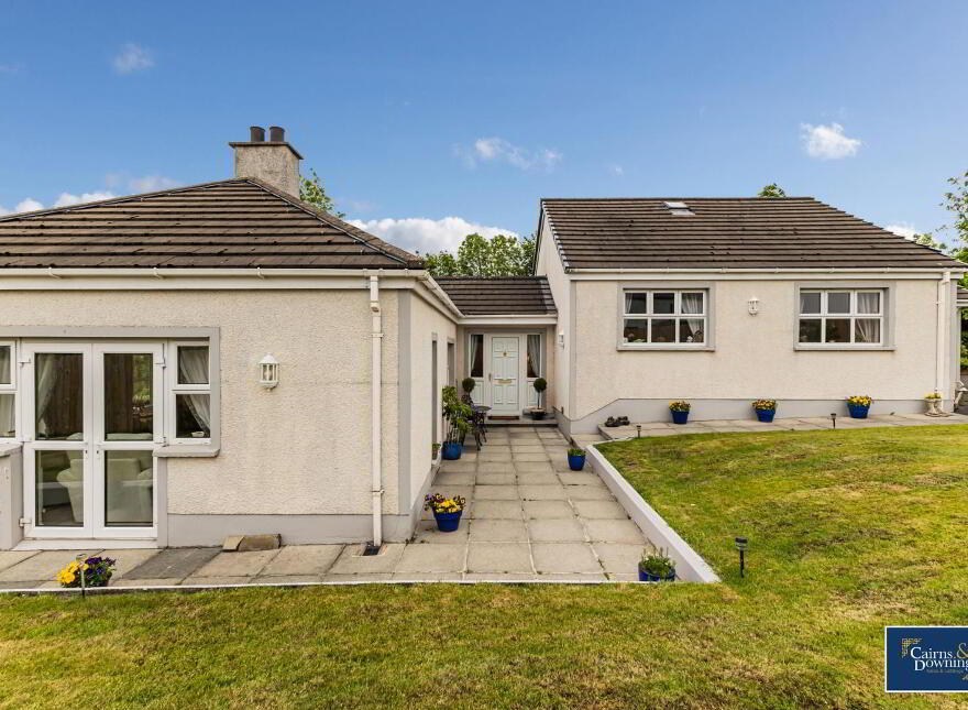 33 Lurganbane Road, Dromore, BT25 1ER