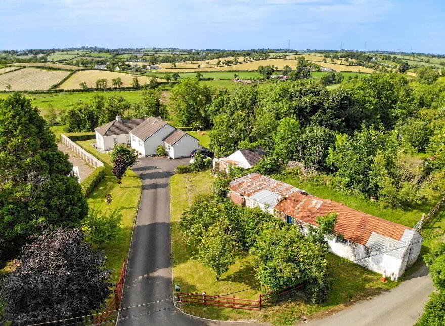 33 Lurganbane Road, Dromore, BT25 1ER