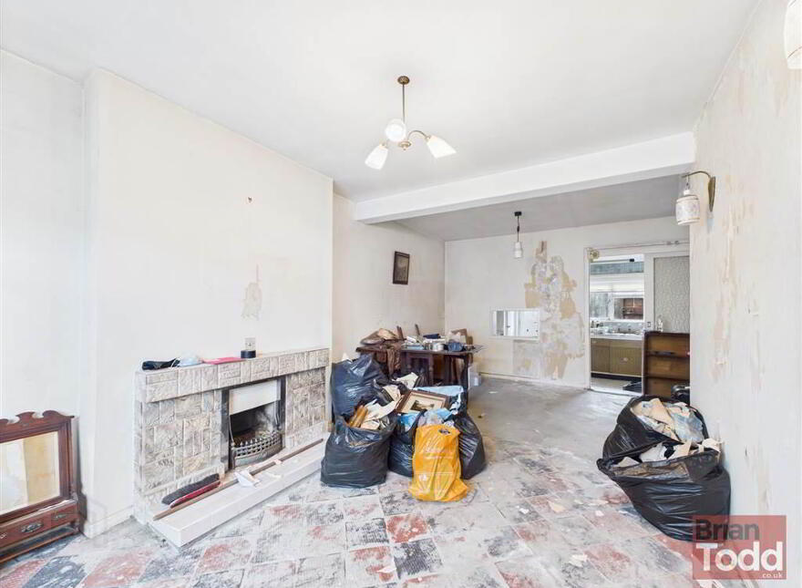 Parkmount Avenue, Larne, BT40 1QD