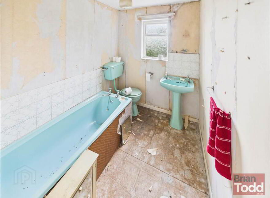 Parkmount Avenue, Larne, BT40 1QD