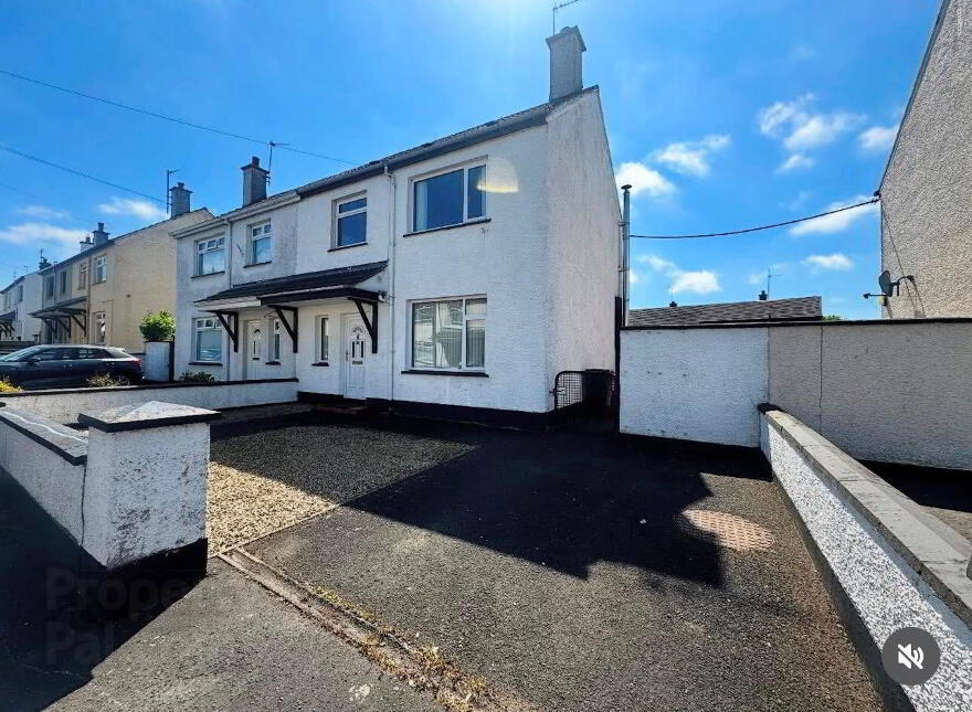 5 Robinson Avenue, Ballymoney, BT53 6EZ photo