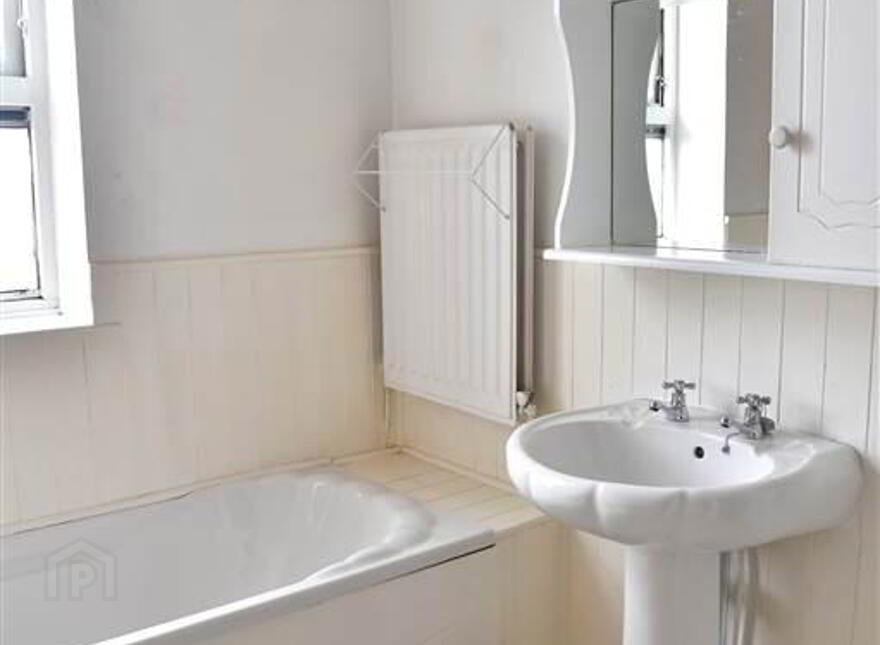 14 Clonavon Road, Ballymena, BT43 5BQ
