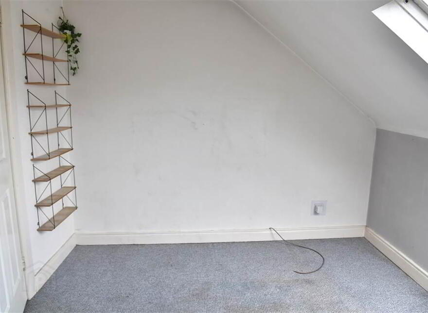 14 Clonavon Road, Ballymena, BT43 5BQ