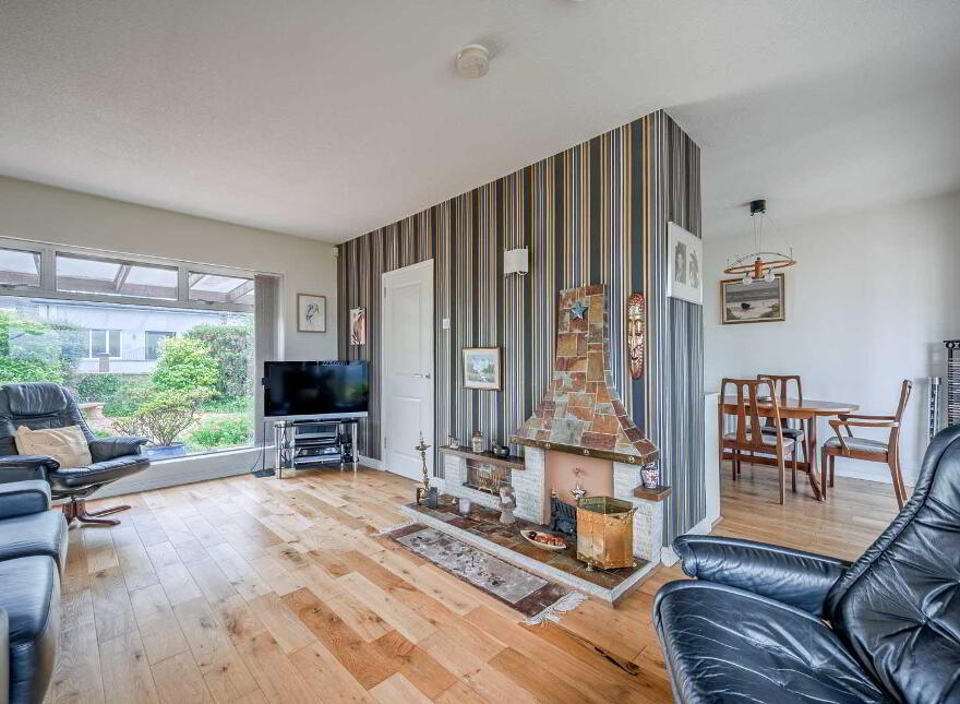 4 Rathmoyle Park, Holywood, BT18 0DT