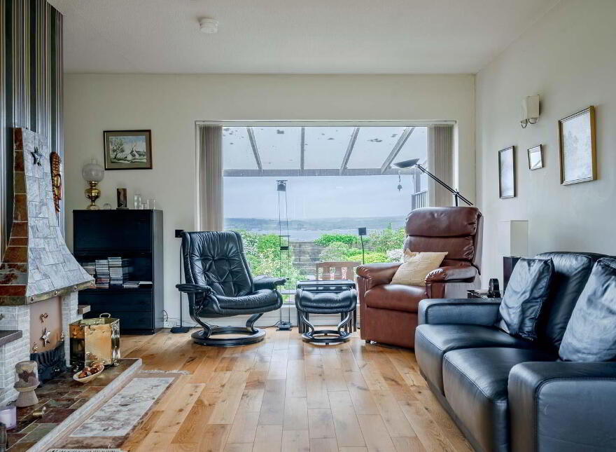 4 Rathmoyle Park, Holywood, BT18 0DT