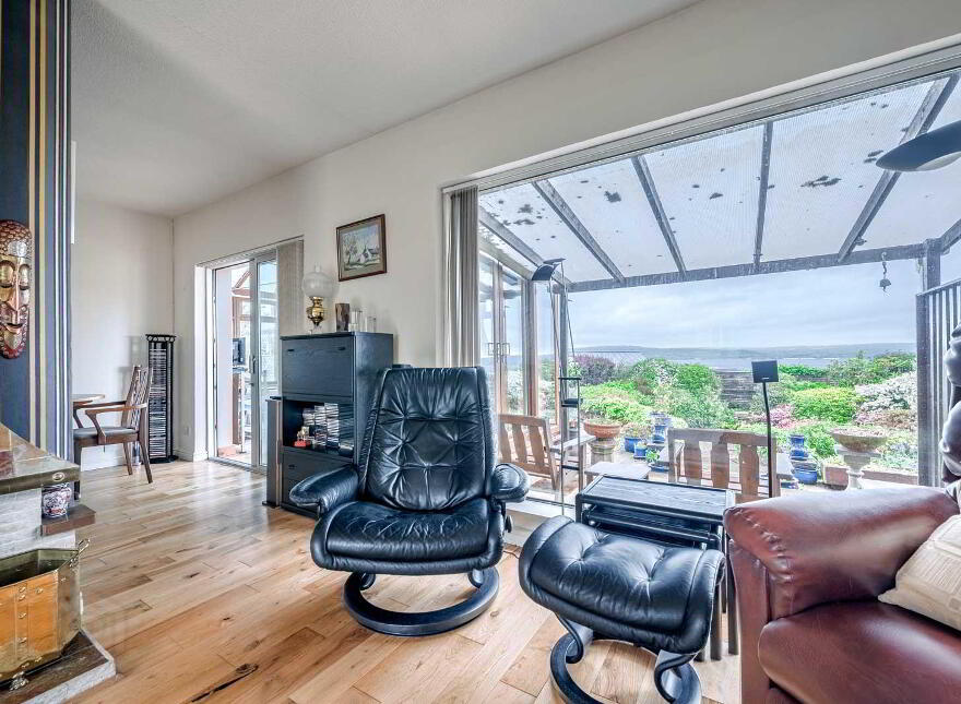 4 Rathmoyle Park, Holywood, BT18 0DT