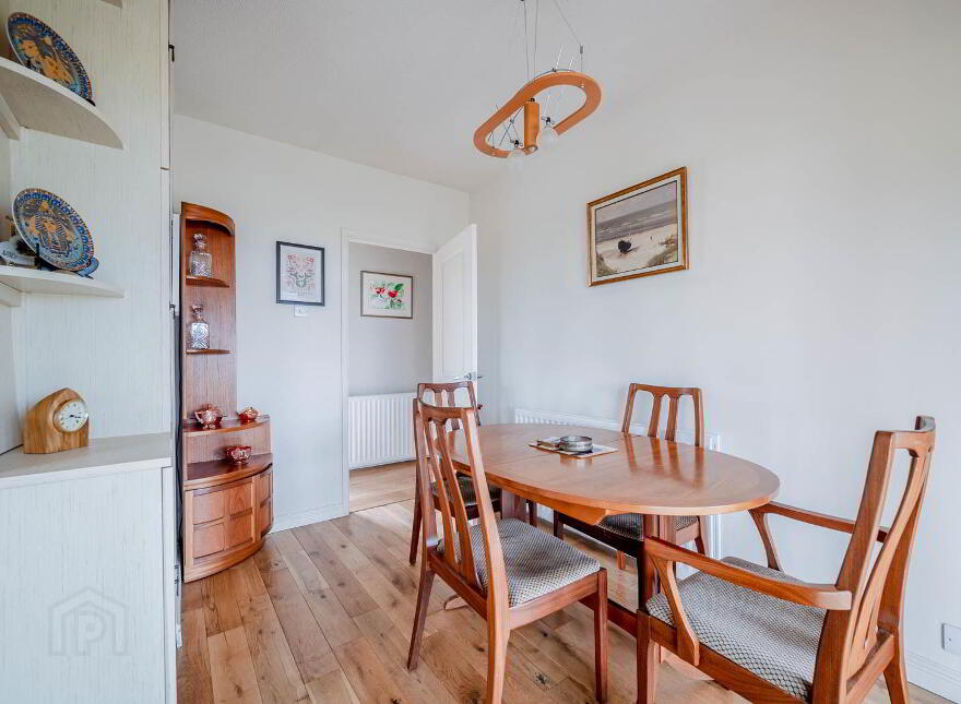 4 Rathmoyle Park, Holywood, BT18 0DT