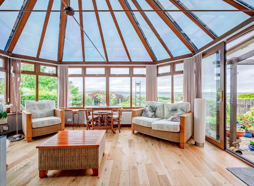 4 Rathmoyle Park, Holywood, BT18 0DT