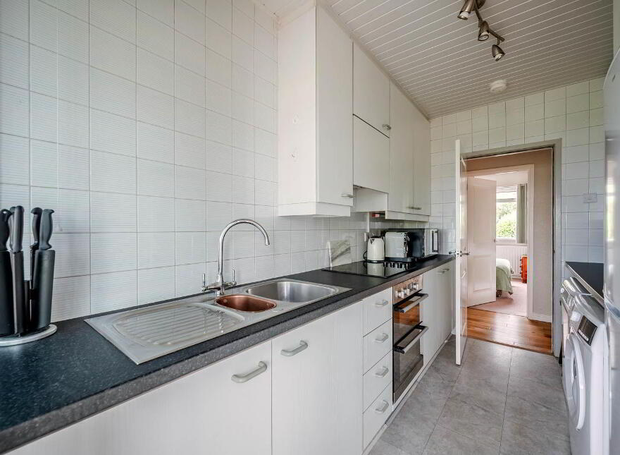 4 Rathmoyle Park, Holywood, BT18 0DT