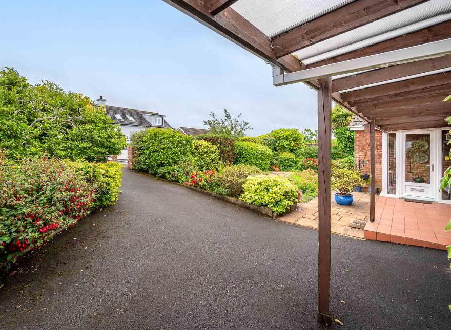 4 Rathmoyle Park, Holywood, BT18 0DT
