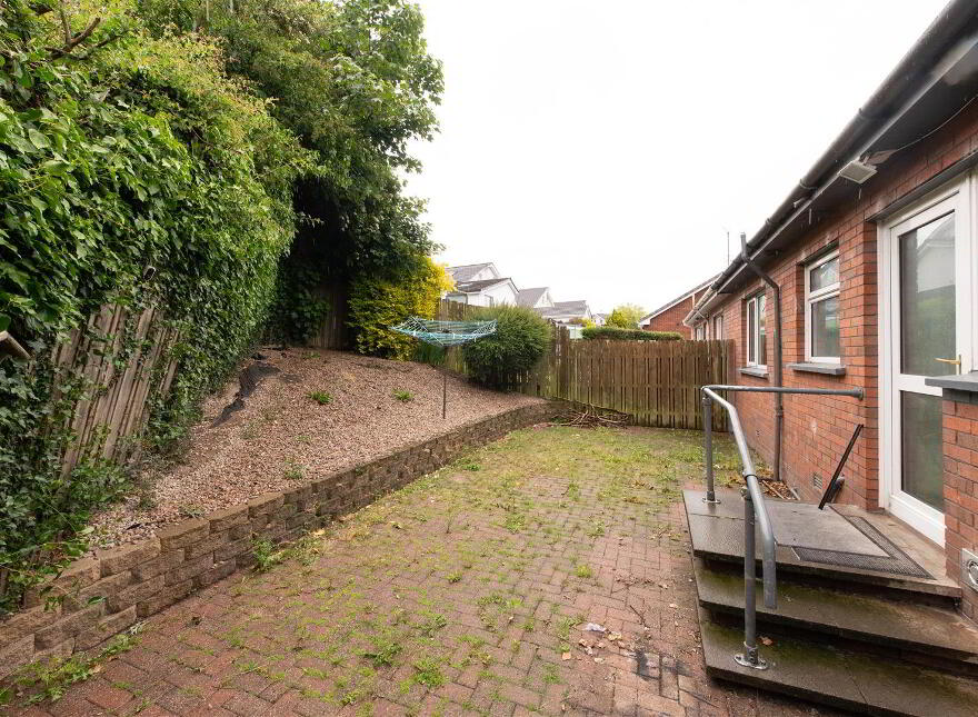2 Glenlough Park, Ballynahinch, BT24 8TQ
