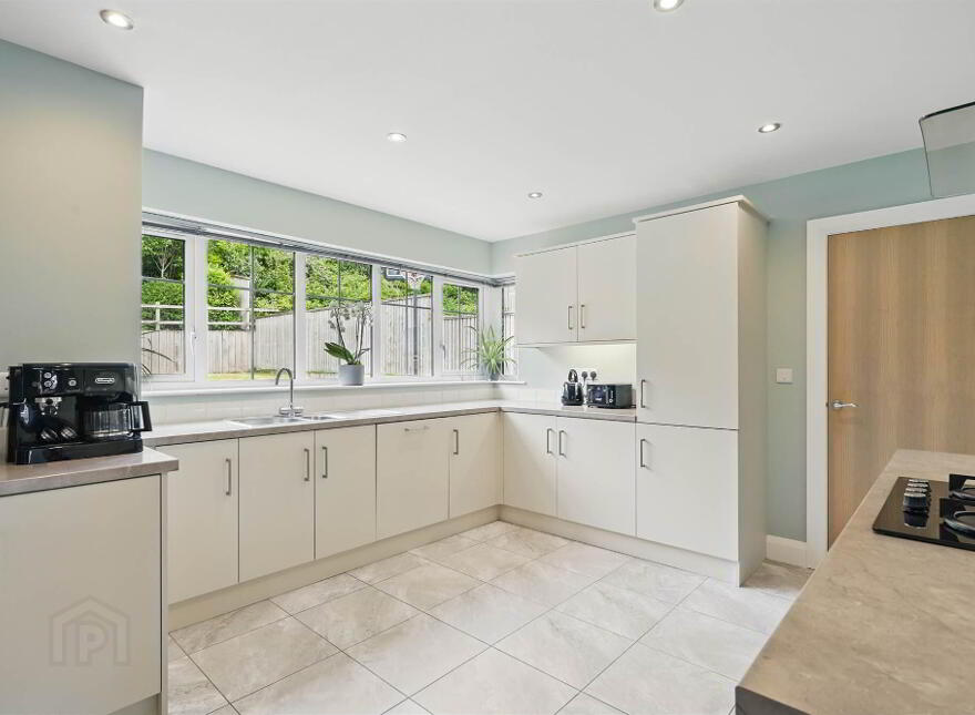 34 Millreagh Grove, Dundonald, Belfast, BT16 1AH