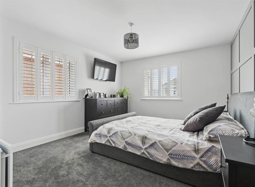 34 Millreagh Grove, Dundonald, Belfast, BT16 1AH