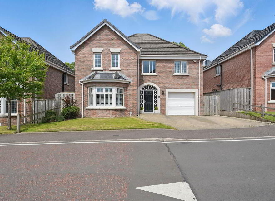 34 Millreagh Grove, Dundonald, Belfast, BT16 1AH