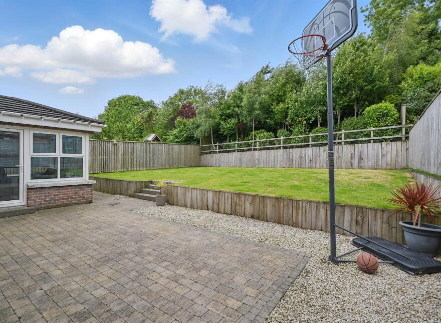 34 Millreagh Grove, Dundonald, Belfast, BT16 1AH