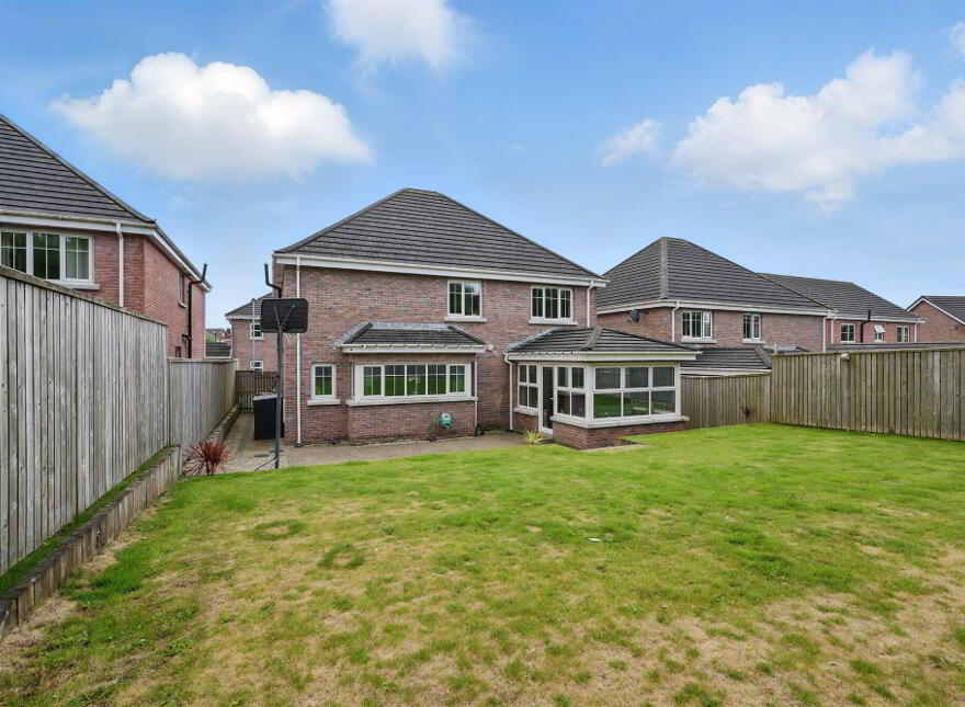 34 Millreagh Grove, Dundonald, Belfast, BT16 1AH