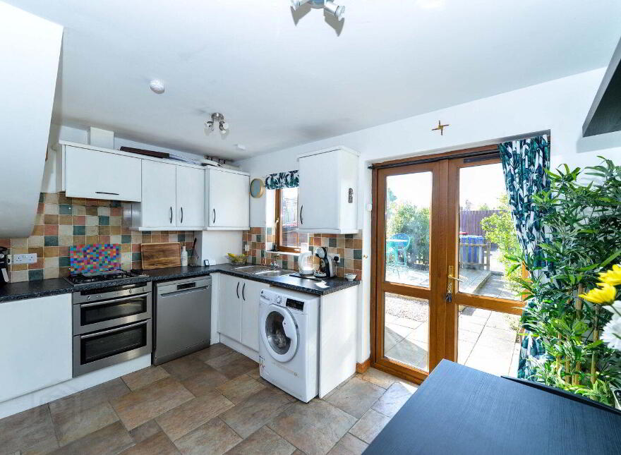 17 Kinnegar Drive, Holywood, BT18 9JQ