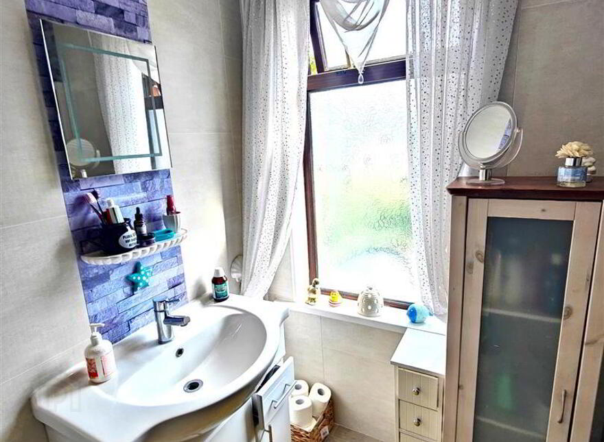 "Ellanore", 4 Jubilee Avenue, Belfast, BT15 3BX