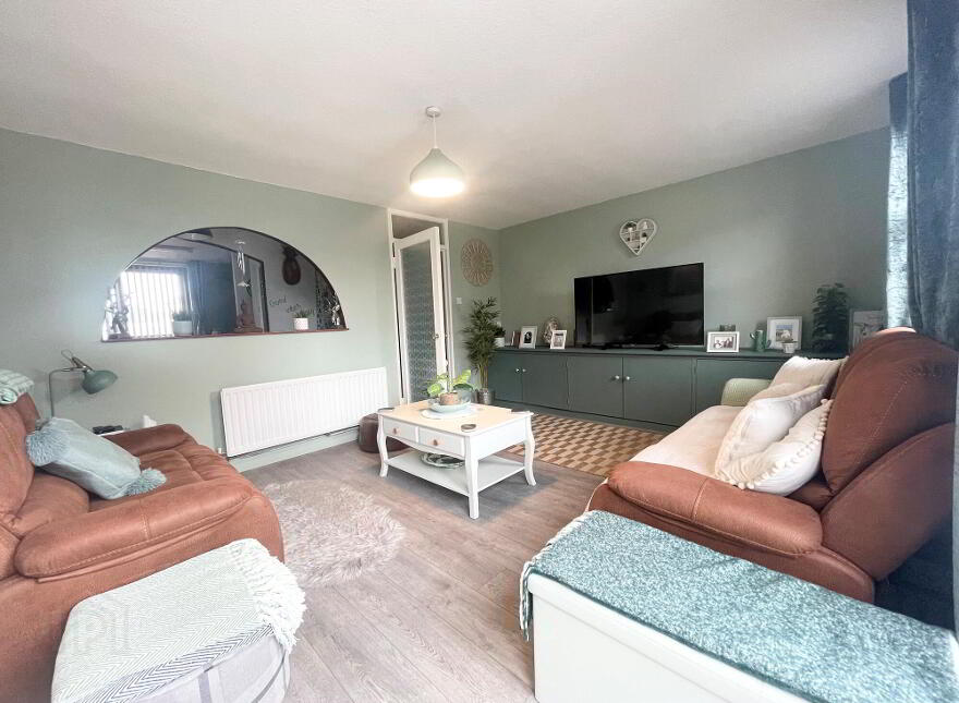 7 Crocknamack Square, Portrush, BT56 8LE