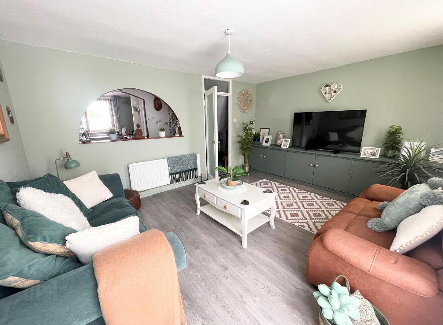 7 Crocknamack Square, Portrush, BT56 8LE