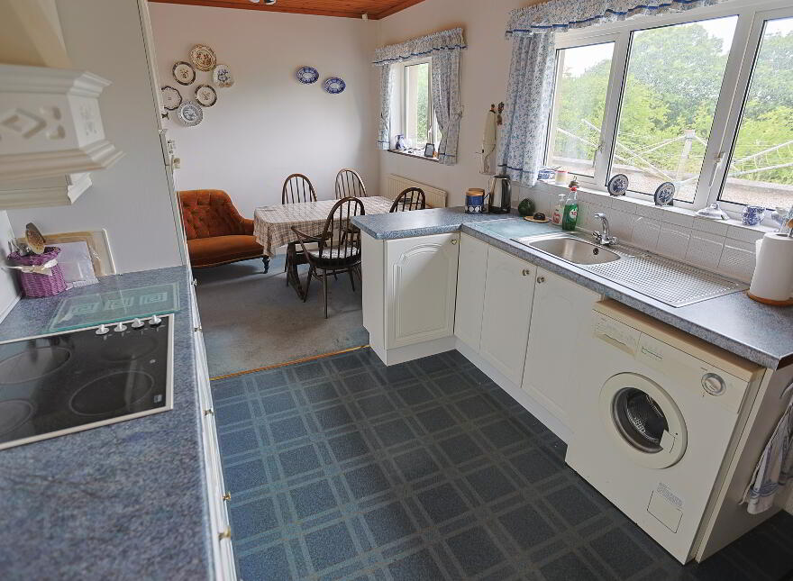 28 Derrycreevy Road, Dungannon, BT71 6RZ