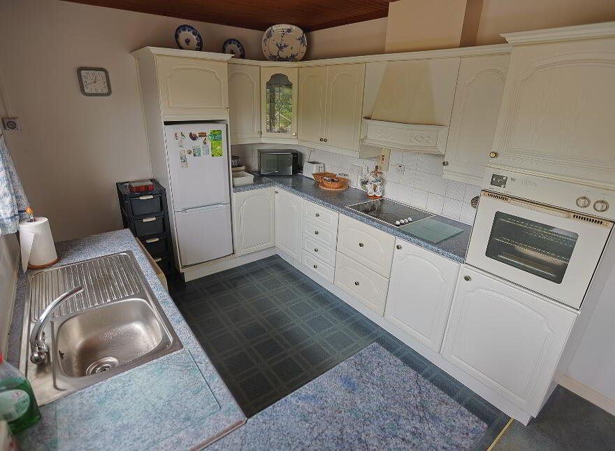 28 Derrycreevy Road, Dungannon, BT71 6RZ