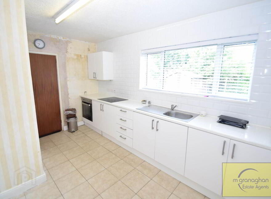 35 Creeve Walk, Andersonstown, Belfast, BT11 8GU