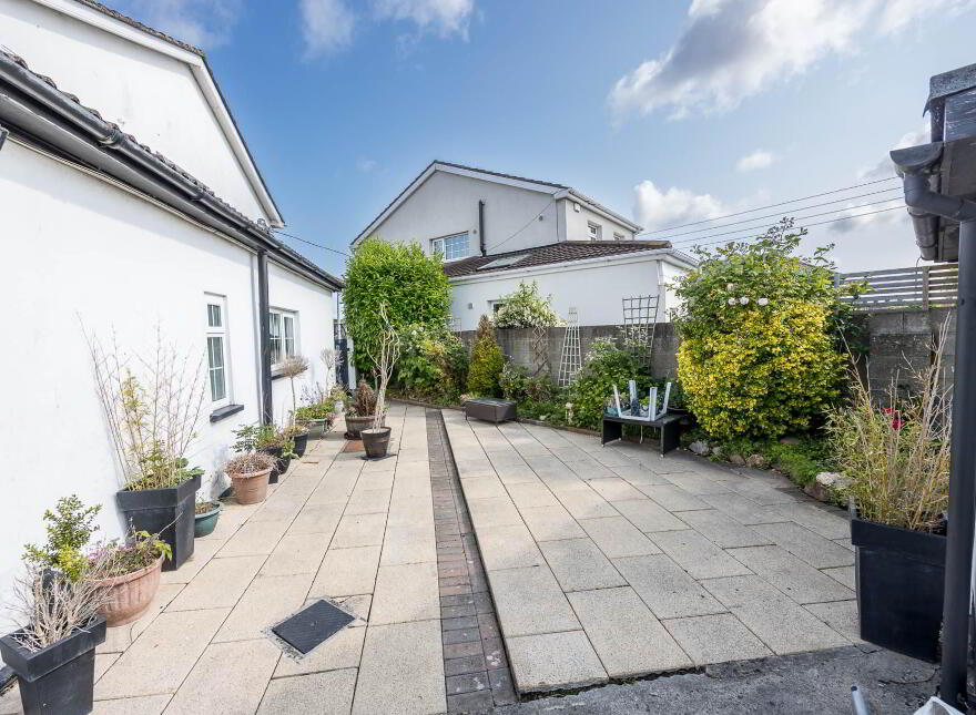 109 Pinebrook Grove, Artane, Dublin, D05E6H3